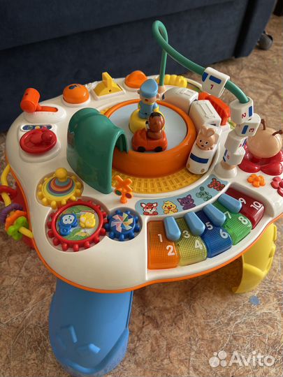 Развивающий столик жирафик