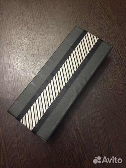 Мужской галстук новый в наборе