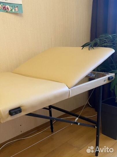 Кушетка косметологическая