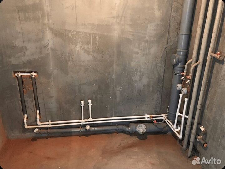 Слесарь сантехник