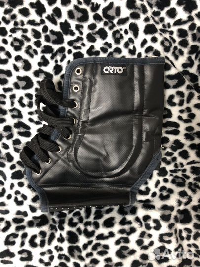 Бандаж на голеностопный сустав