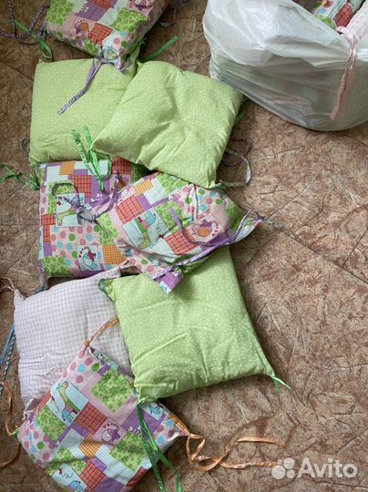 Бортики на кроватку