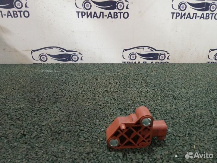 Датчик удара Land Rover Range Discovery 3