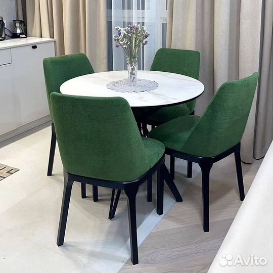 Стулья кухонные с деревянными ножками