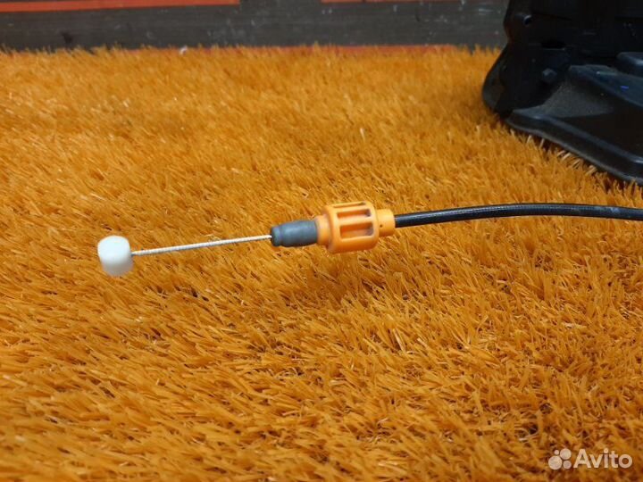 Замок двери задний правый Bmw 7-Series E66/65