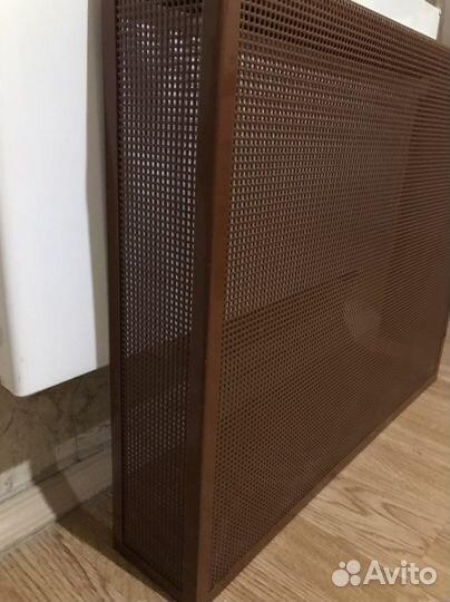 Навесной экран на батарею отопления