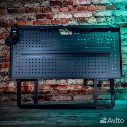 Quik Lok DJ233 - складной рабочий стол для DJ