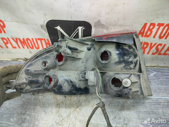 Фонарь задний правый для Dodge Intrepid 2