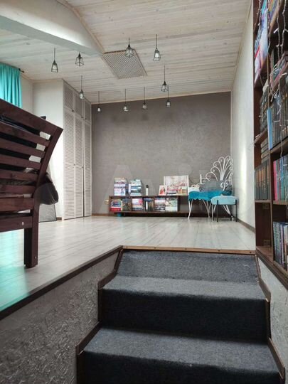 2-к. квартира, 65 м², 3/3 эт.