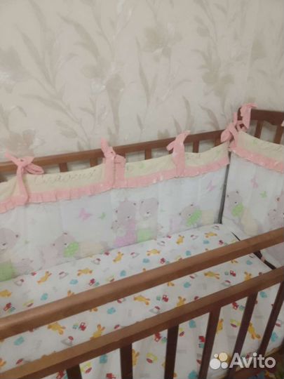 Детская кроватка