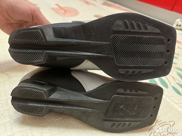 Лыжные ботинки 32 размер