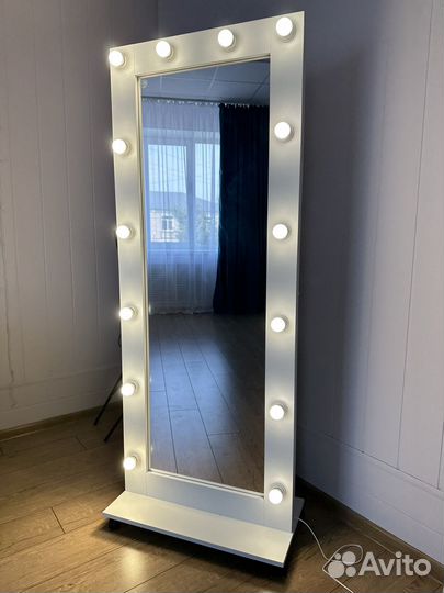 Гримерное зеркало