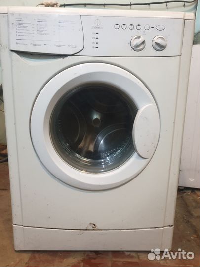 Стиральная машина Indesit 6кг