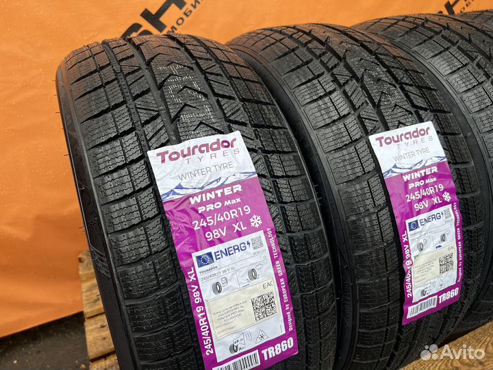 Tourador Winter Pro TSU1 245/40 R19 98V