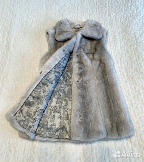 Жилет из меха норки