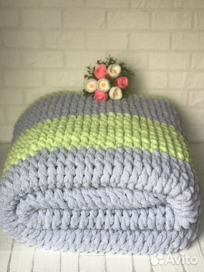 Плюшевый плед ручной работы