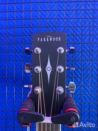 Электроакустическая гитара