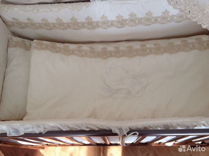 Детская кроватка