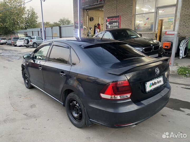 Volkswagen Polo 1.6 AT, 2015, 73 000 км