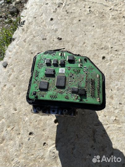 Блок ABS тойота хайлендер 2 2grfe