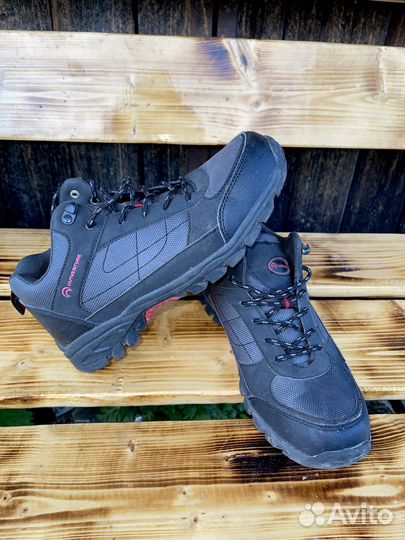 Кроссовки outventure