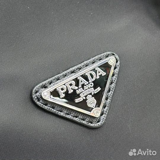 Дорожная сумка Prada re-nylon