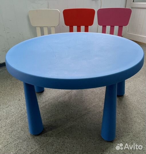 Стол и стулья IKEA Mammut