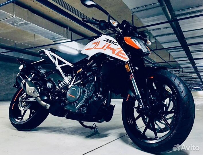 KTM 390 Duke. Пробег - 800 метров