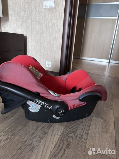 Детское кресло maxi cosi