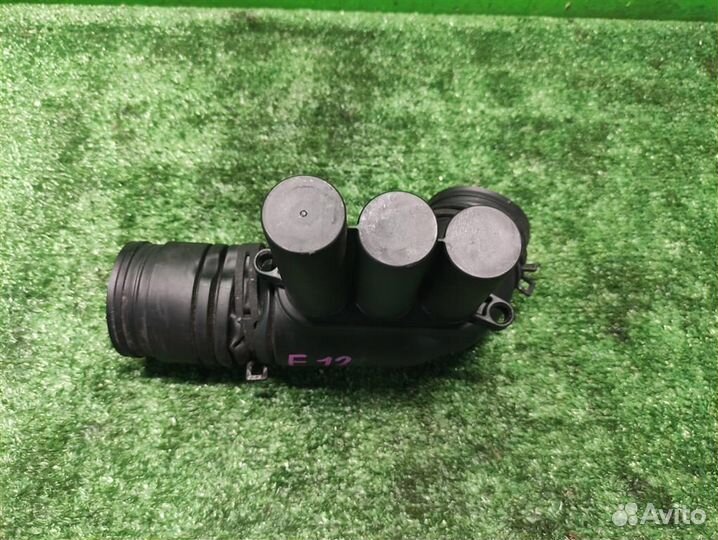 Патрубок воздушного фильтра volkswagen Caddy 4 20