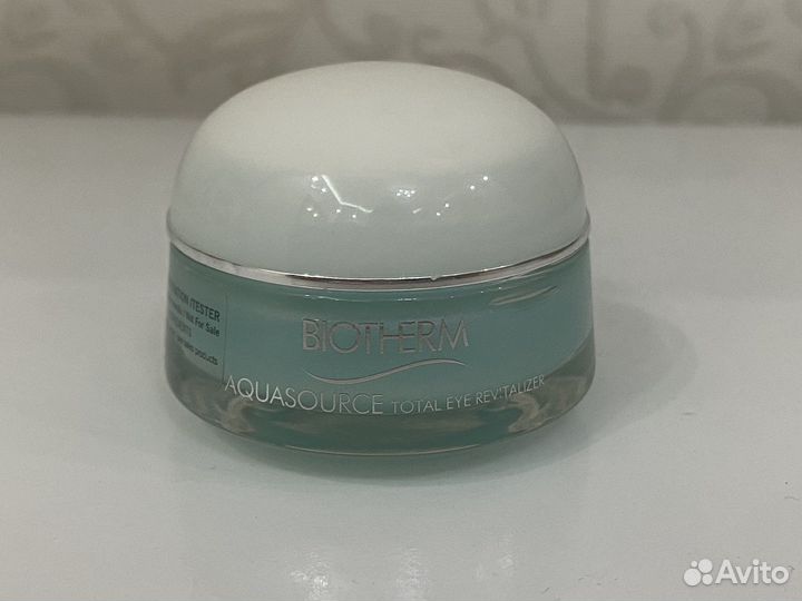 Biotherm Aquasource Total Eye Revitalizer