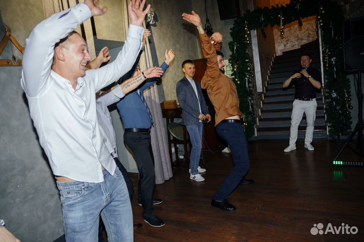 Ведущий на свадьбу, корпоратив