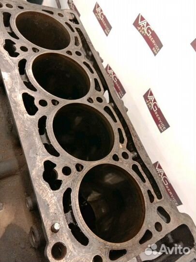 Голый блок цилиндров тигуан 2.0 CCT tiguan