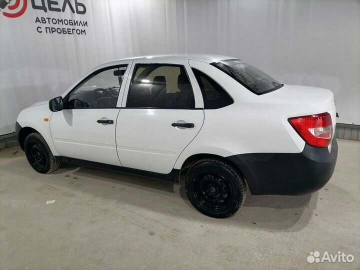 LADA Granta 1.6 МТ, 2013, 87 275 км