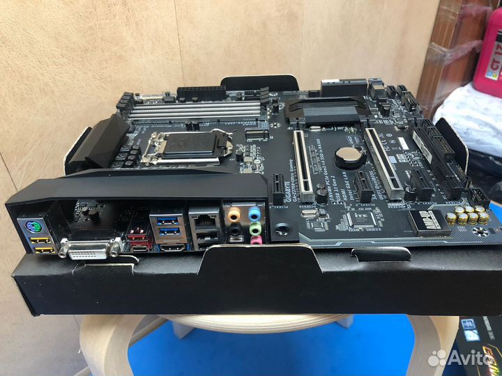 Материнская плата Gigabyte GA-Z270X-Ultra Gaming