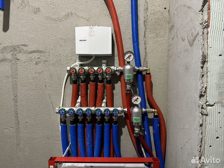 Монтаж сантехники и отопления Rehau