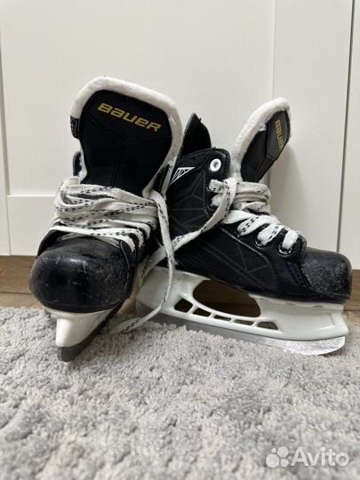 Хоккейные коньки bauer