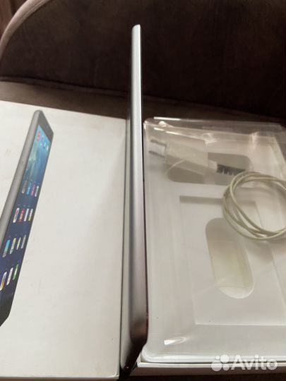 Планшет iPad air LTE