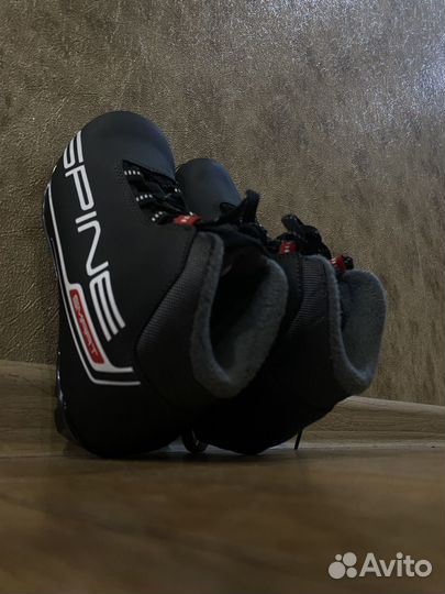 Беговые лыжи