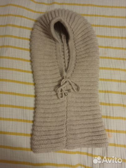 Капор вязаный