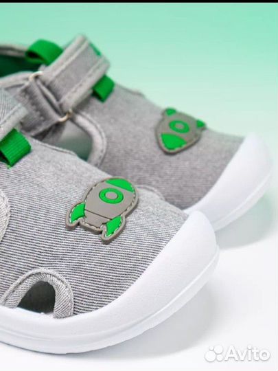 Сандалии текстильные