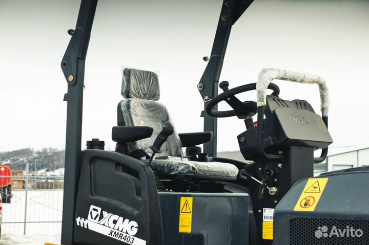 Дорожный каток XCMG XMR403, 2023