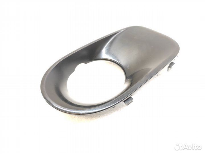 Накладка противотуманной фары передняя левая Bmw