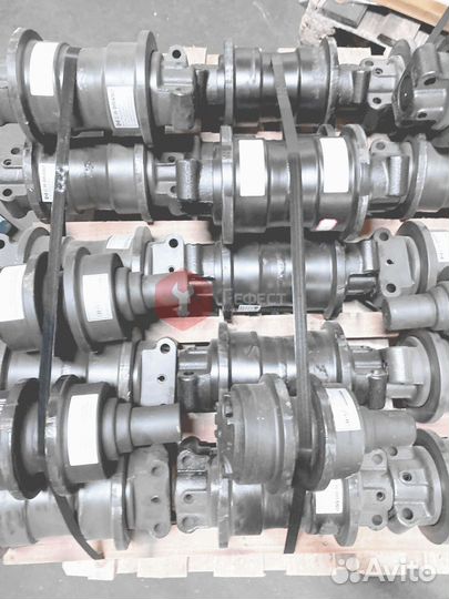 Каток поддерживающий Hitachi 225CLC 9235824