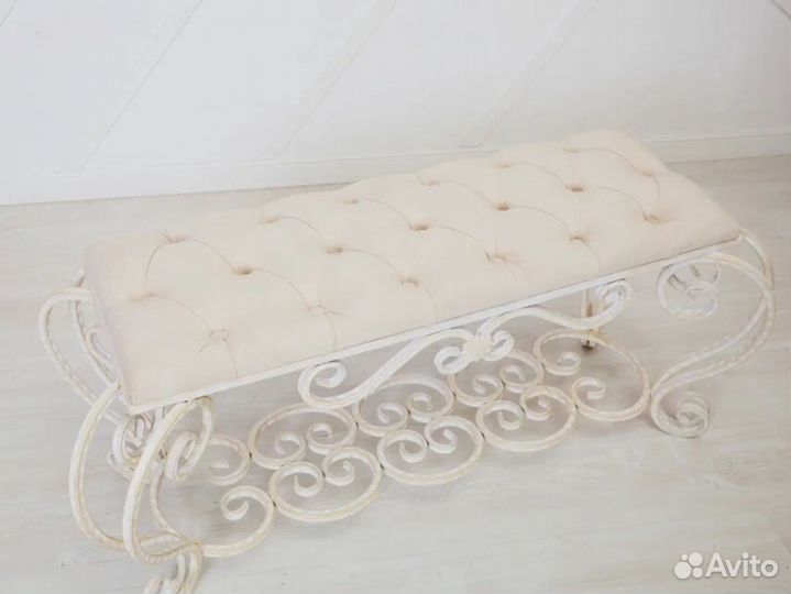 Пуфики и банкетки