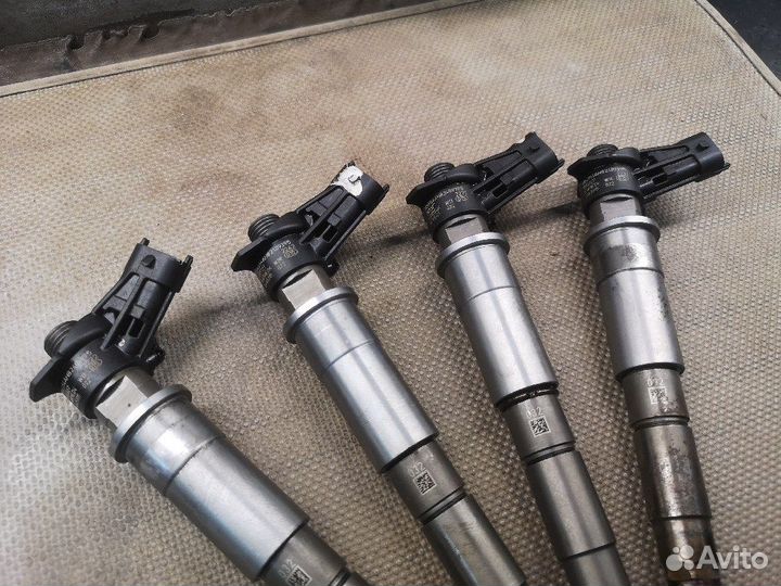 Форсунка топливная Bosch 0445115022, M9R 2.0 DCi