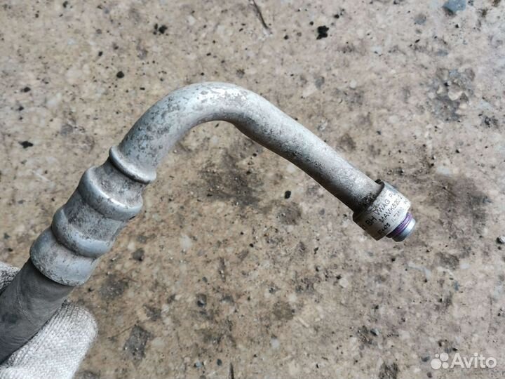 Шланг кондиционера Skoda Octavia A4 Tour