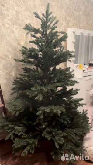 Ёлка искусственная