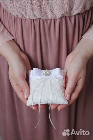 Подушка для обручальных колец