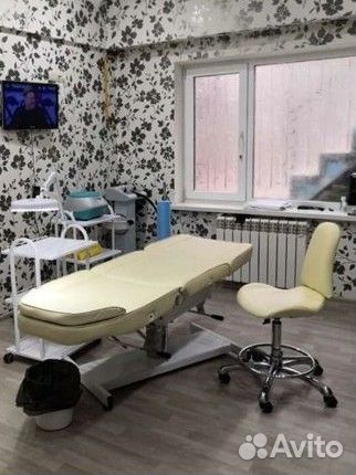 Кушетка косметологическая на гидравлике